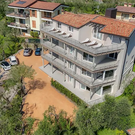 Lumia Living Limone 4* Limone sul Garda