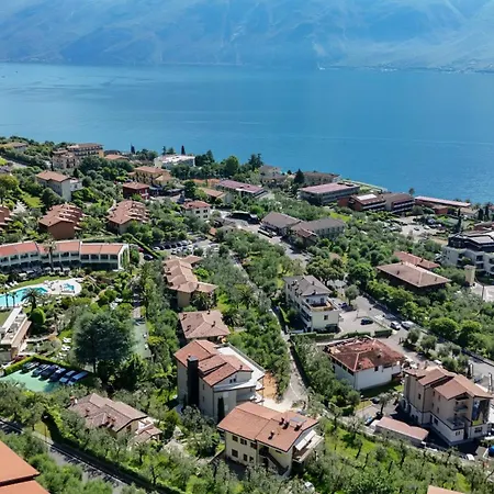 Appart hôtel Lumia Living Limone 4*